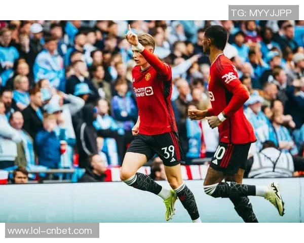 足总杯经典对决拜仁大胜尤文图斯点球大战引发全场狂欢